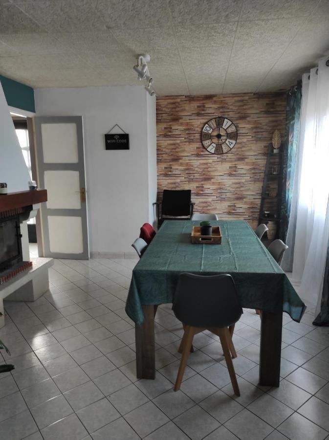 Maison De Village Avec Exterieur Oysonville Extérieur photo